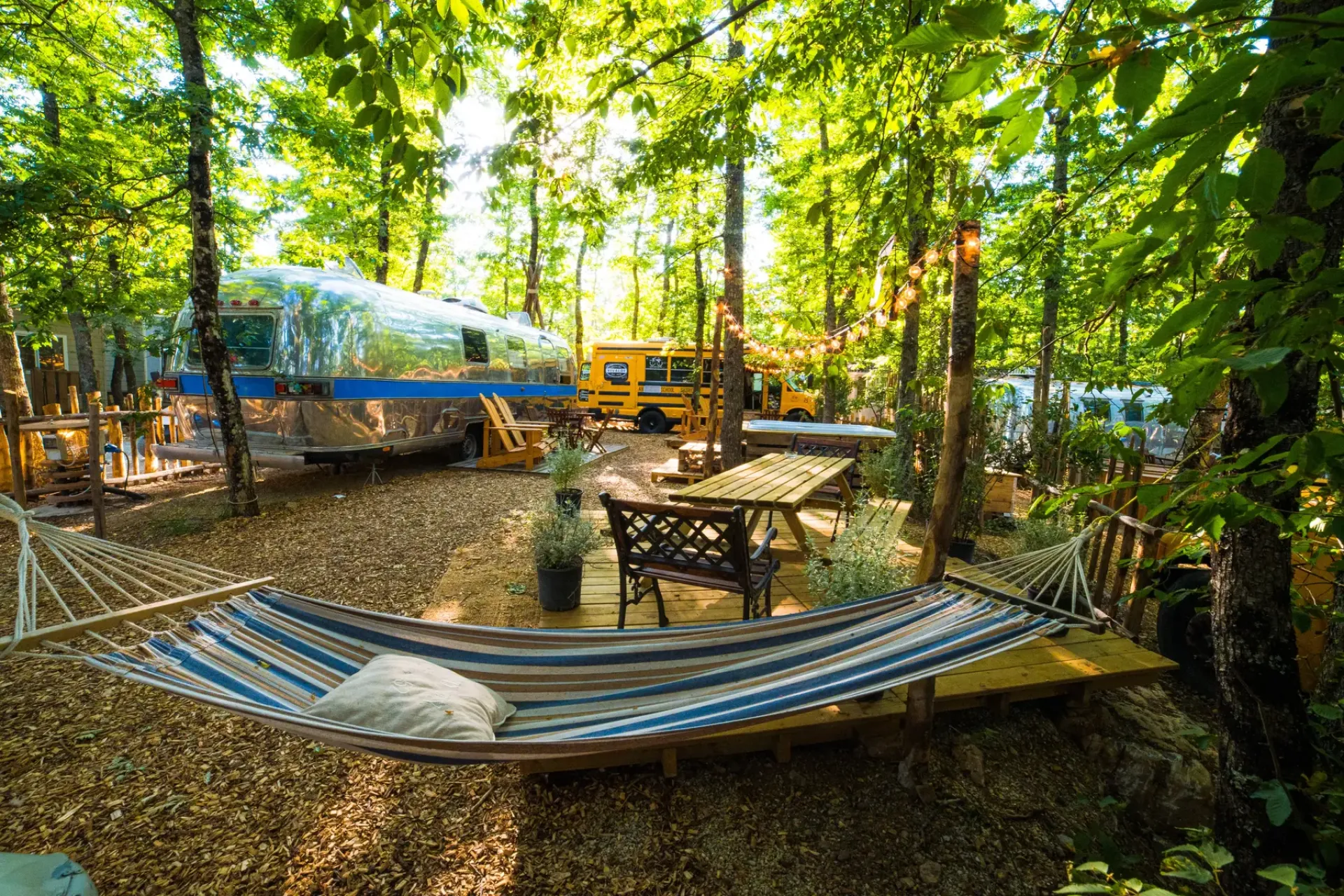 Glamping in contact with nature 
